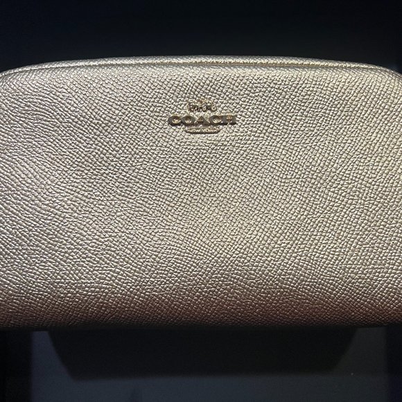 Coach Pebbled Gold Travel Case - Picture 1 of 5